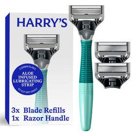 Harry's Truman handle front view showing ergonomic control and balance
