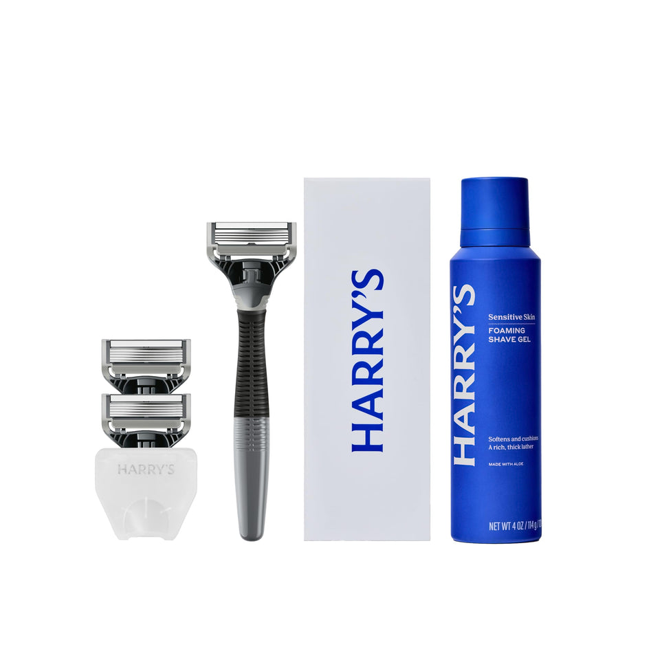 Harry's Truman handle front view showing ergonomic grip and balanced weight for control