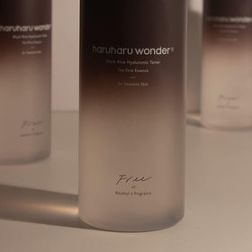 HARUHARU label closeup highlighting ingredients and gentle formula