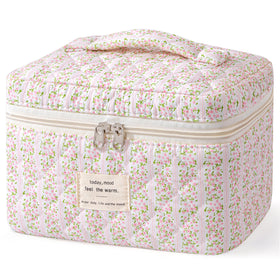 HBselect front view showing floral quilted cotton and roomy capacity