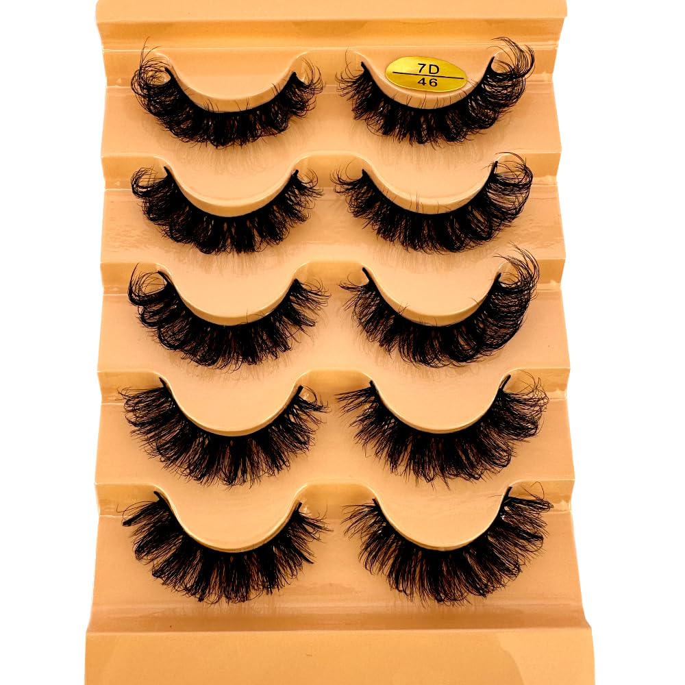 HBZGTLAD size comparison with fingers showing lash length clarity