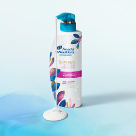 Head & Shoulders label close-up showing 1% pyrithione zinc active ingredient
