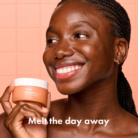 HERO COSMETICS texture close-up of balm solid-to-oil melting for easy removal