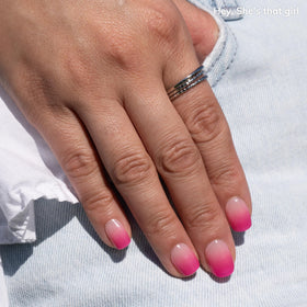 heyhae applying strip warmed in hand for easy, precise placement benefit