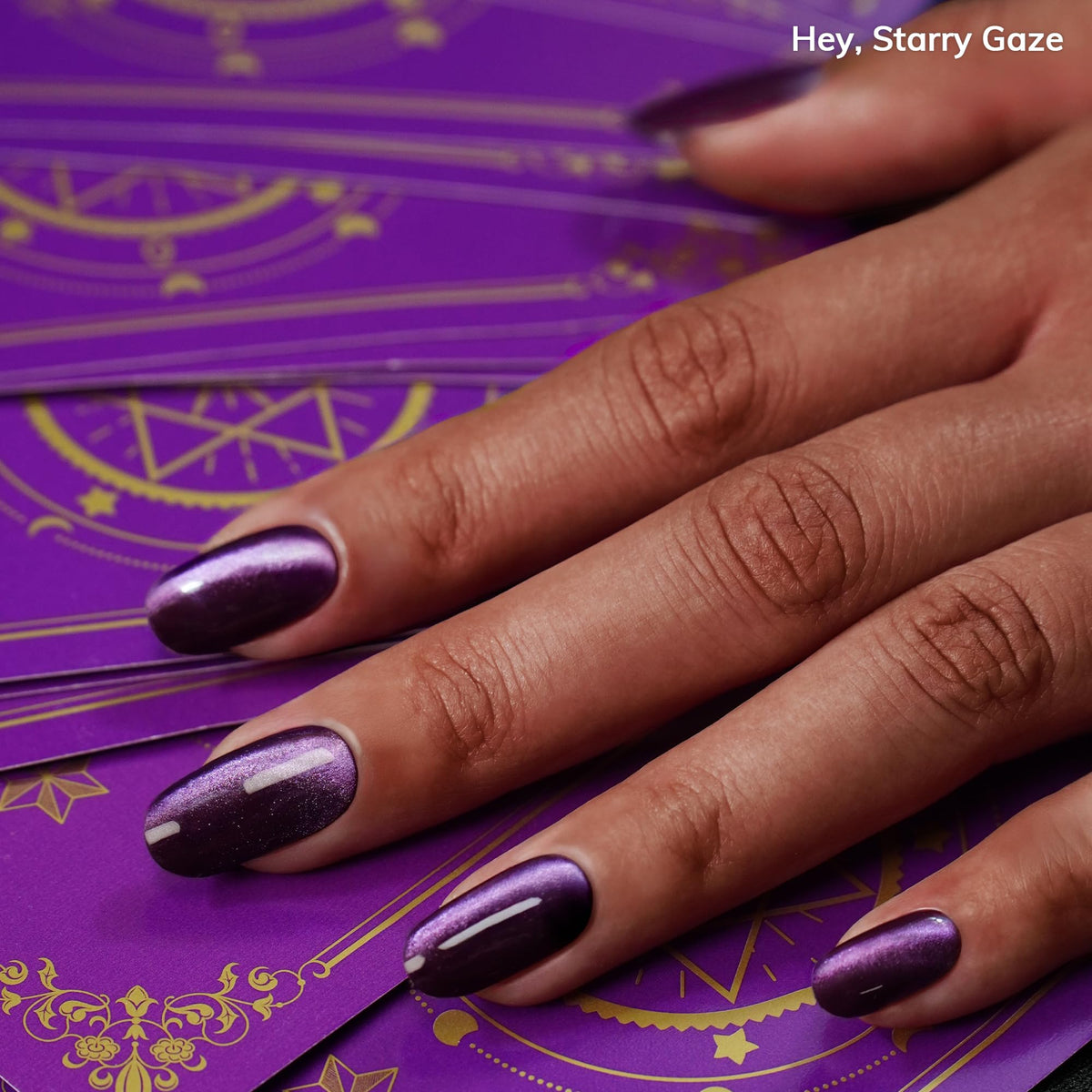 heyhae close-up of cat-eye texture highlighting shimmering galactic purple shift