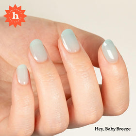 heyhae close-up of gel strip texture and gloss highlighting smooth salon finish