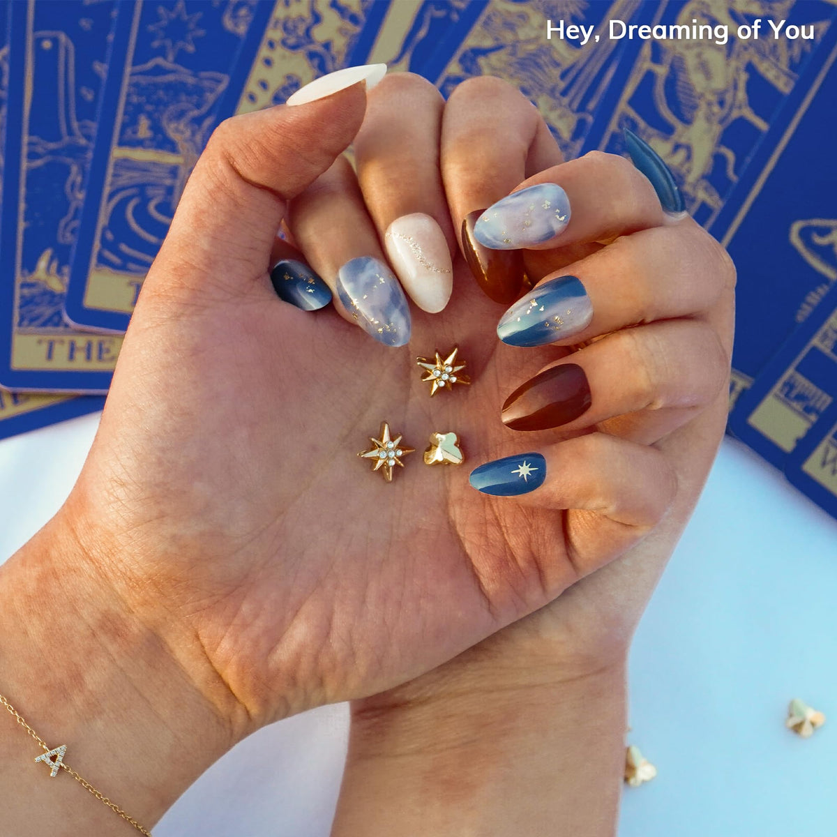 heyhae close-up of strip texture with gold glitter showing glossy salon-quality finish
