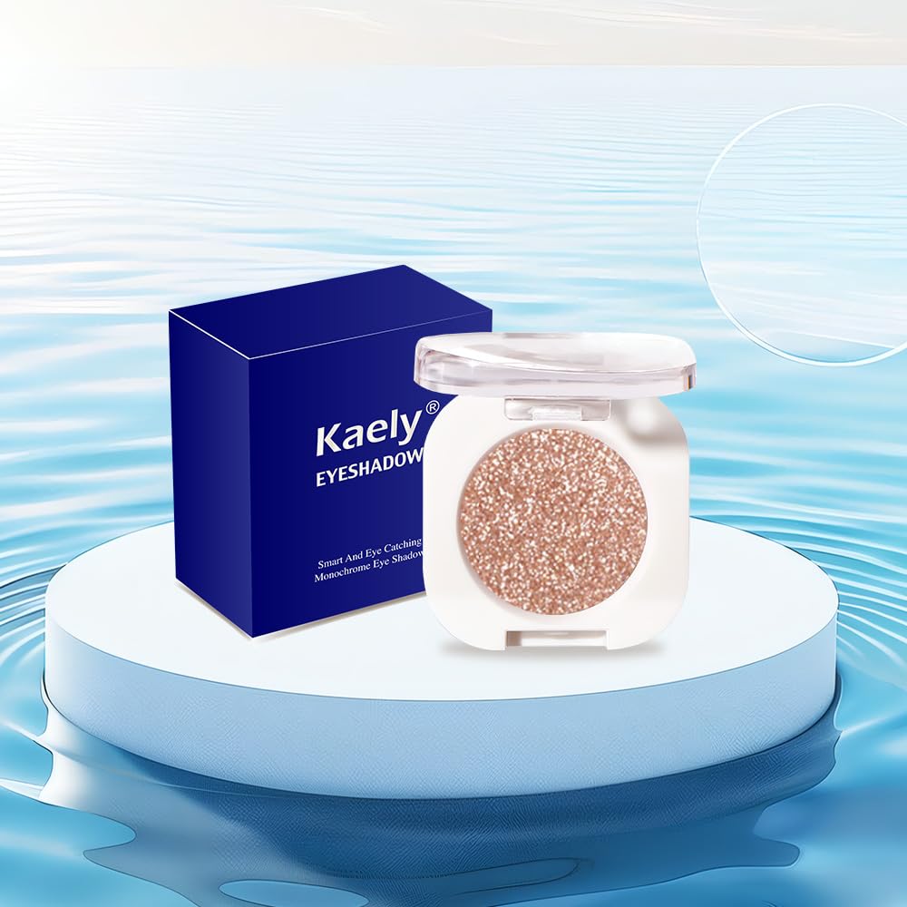 HHLTOH lifestyle image of daytime eye look with natural luminous finish