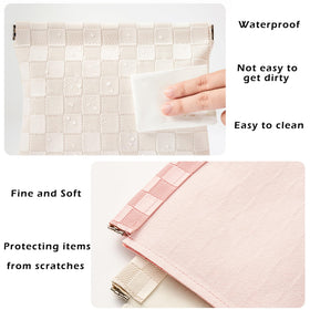 HIGH FIT interior waterproof lining visible protecting contents from spills