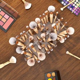 HIIMIEI size comparison with standard brushes showing ample slot depth