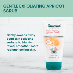 Himalaya close-up of scrub texture highlighting fine apricot granules and nourishing oil feel