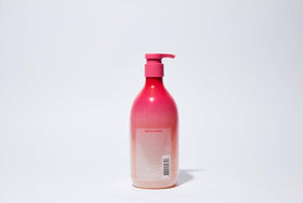 HIMALAYA PINKSALT staged on bathroom shelf with towel, conveys relaxing skincare routine