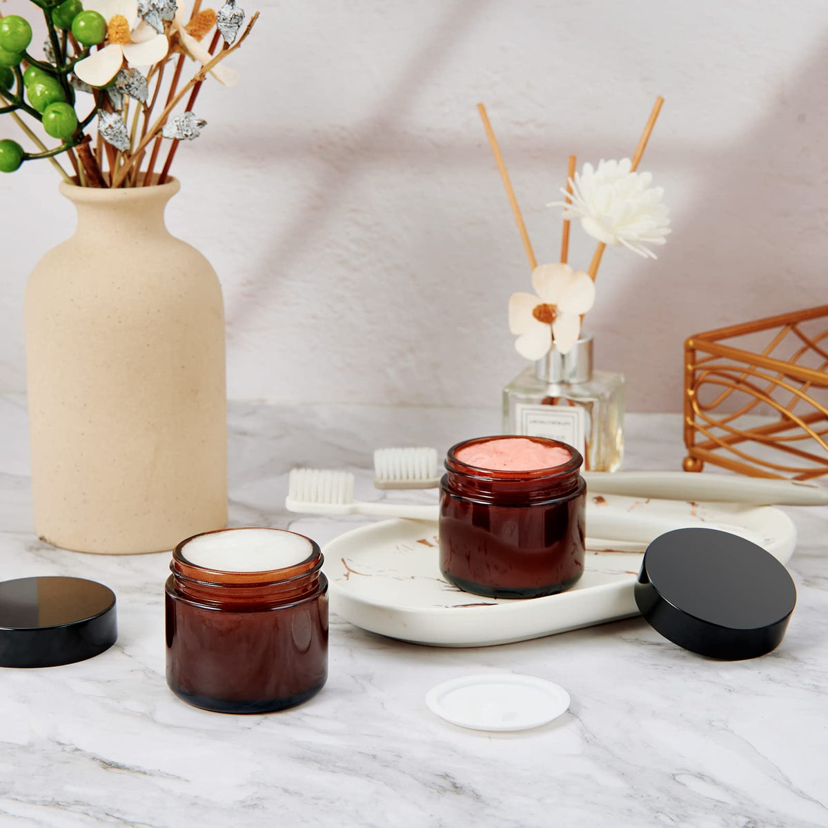 Hoa Kinh jars inside a cosmetic bag showing portability and travel convenience benefit