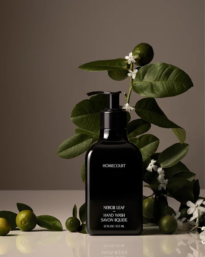 Homecourt front label showing scent and gentle cleansing benefits