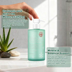 HONAVE pump dispensing serum demonstrating easy, controlled use