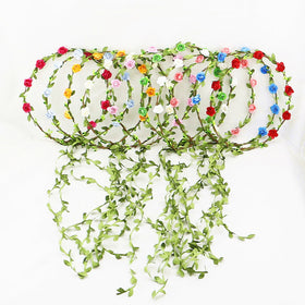HOPEANT crown held in hand illustrating size and lightweight benefit