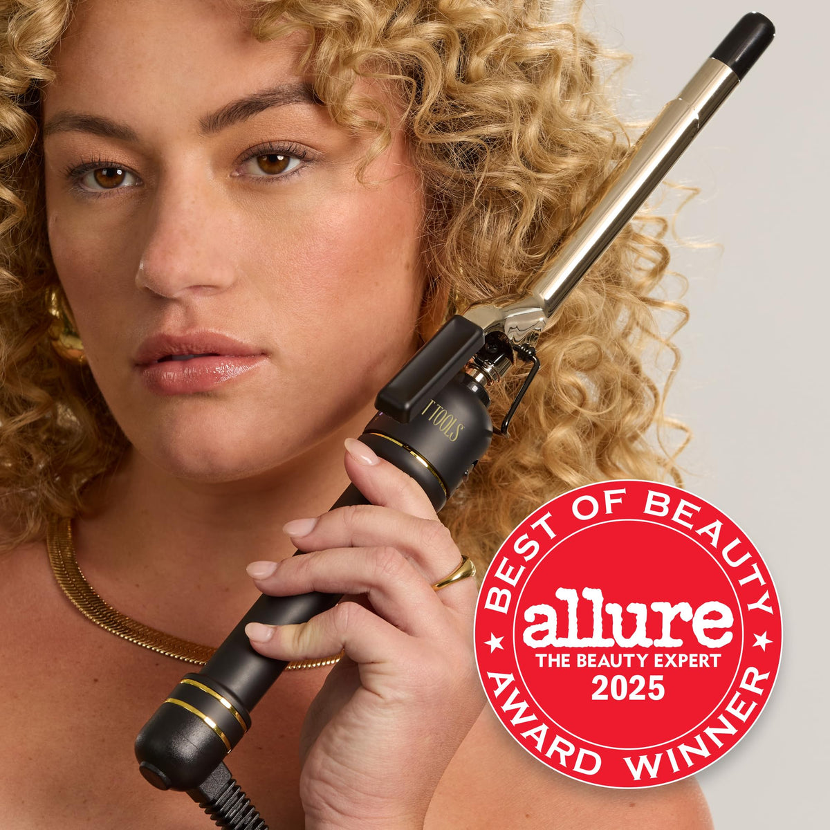 HOT TOOLS clamp and ergonomic handle detail for secure grip and precise styling