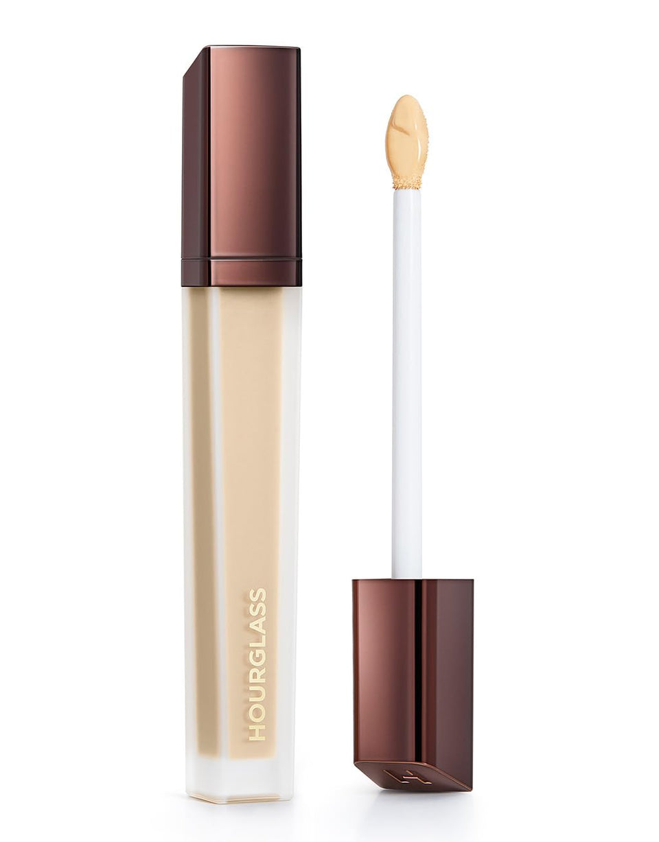 hourglass bottle front view showing sleek packaging and full coverage benefit