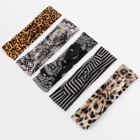 Huachi gift-display of headbands ready for gifting and sharing