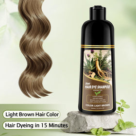 Hynqor creamy shampoo texture close-up demonstrating smooth, even application