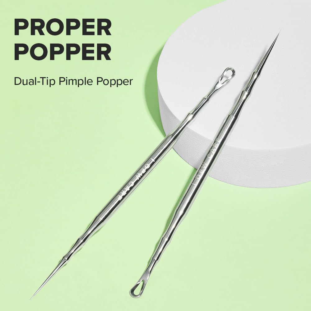 I DEW CARE close-up of lancet tip highlighting sharp precision for careful pore opening