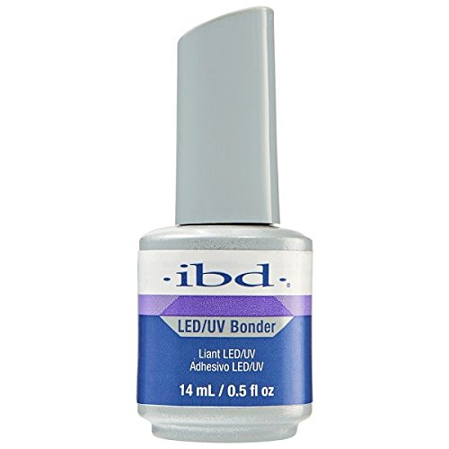 IBD primer in a salon setup indicating professional use and reliability