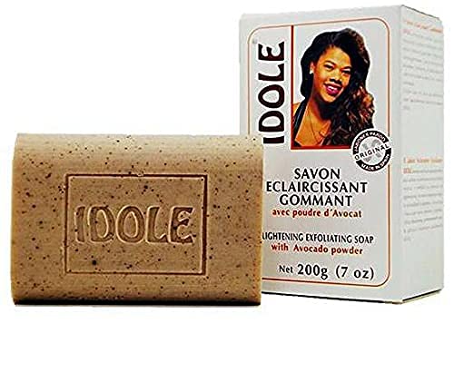 Close-up of avocado seed powder texture in Idole soap, highlights gentle exfoliation benefit