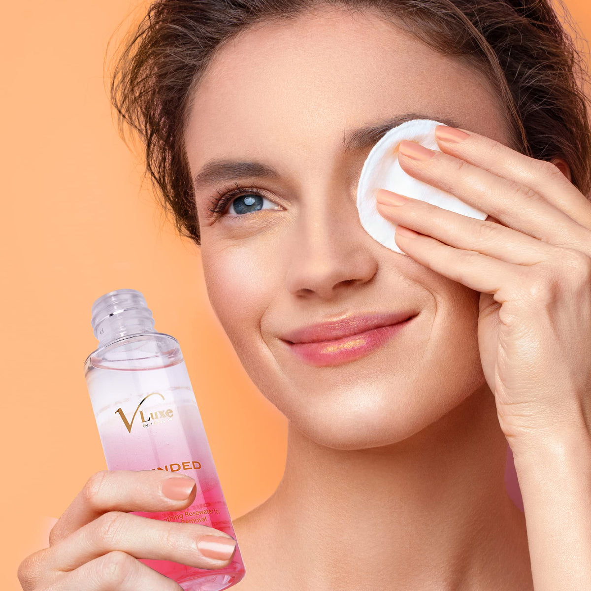 iENVY close-up texture of cleanser demonstrating smooth, non-greasy formula