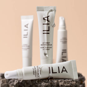 ILIA tube side label highlighting clean, vegan formulation benefit
