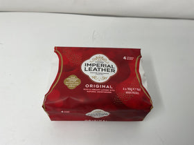 Imperial Leather single bar close-up showing smooth surface and texture benefit