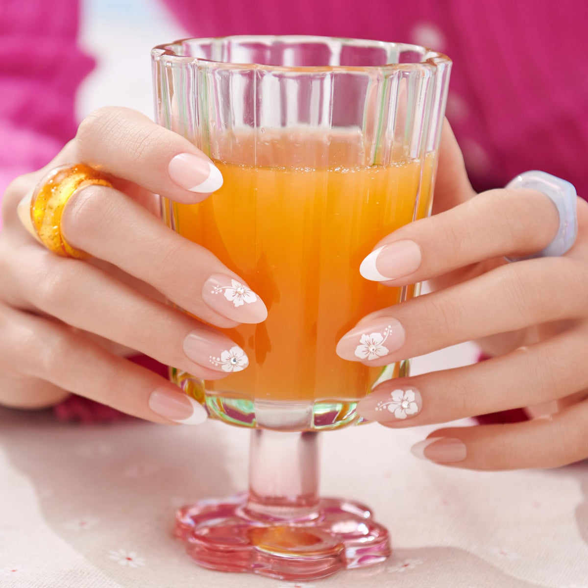 imPRESS close-up of delicate floral accent and sparkle for polished look