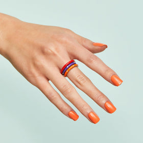 imPRESS close-up of nail tip texture showing smooth finish and chip resistance