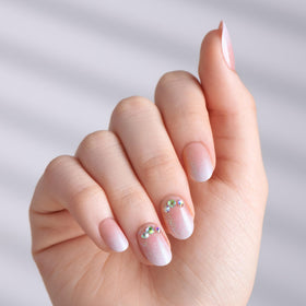 imPRESS close-up of nail oval shape and smooth pink finish benefit
