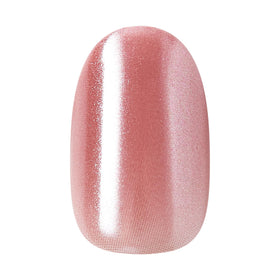 imPRESS nails worn on hand showing instant salon look and confidence