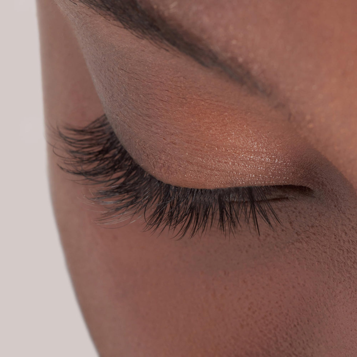 imPRESS precision non-stick applicator highlighting accurate placement