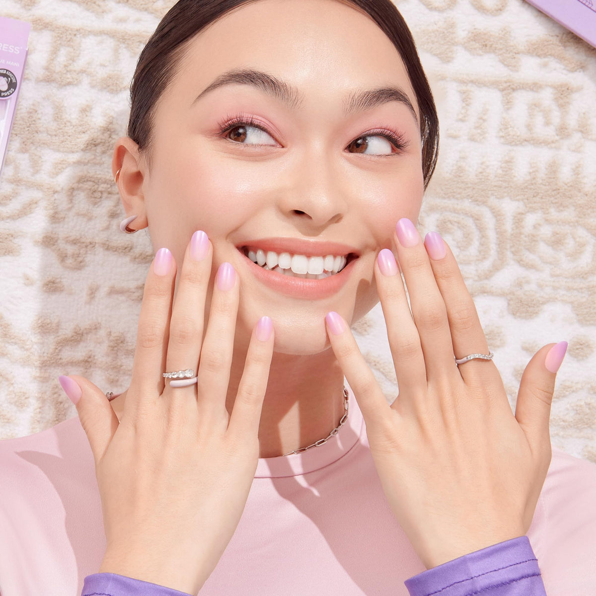imPRESS short oval nails top view demonstrating natural fit and shape