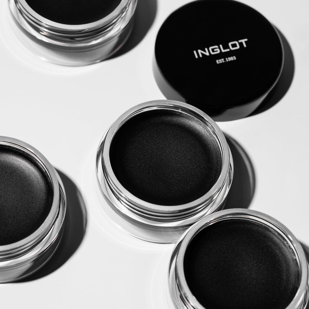 Before and after close-up of lashline with Inglot AMC gel eyeliner for fuller-looking lashes