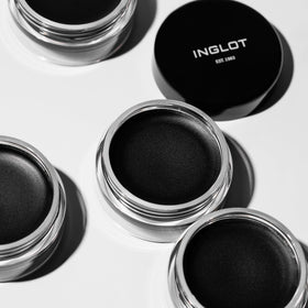 Before and after close-up of lashline with Inglot AMC gel eyeliner for fuller-looking lashes