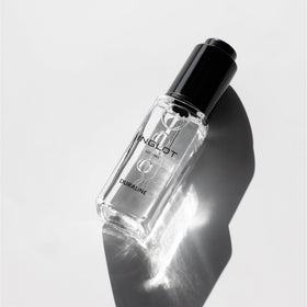 Inglot Duraline single drop on palette showing texture control and mixing ease