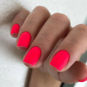 IN.HYPE bottle front view showing neon pink shade and clear label for instant color recognition