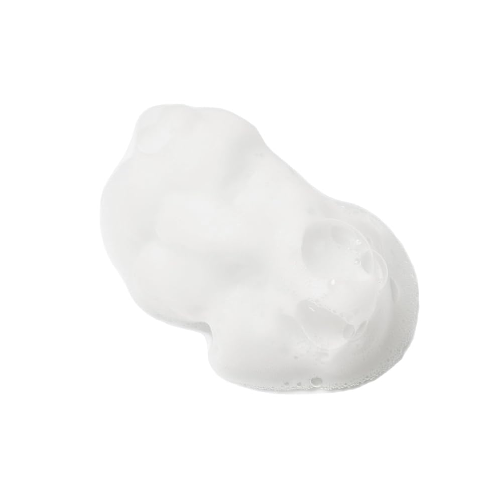 INNERSENSE foam texture close-up demonstrating airy mousse for lightweight hold