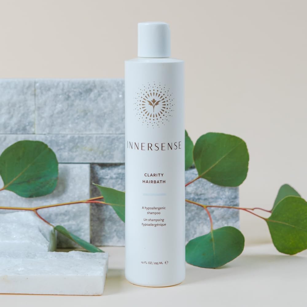 INNERSENSE in-hand application on wet hair showing easy rinse and scalp comfort