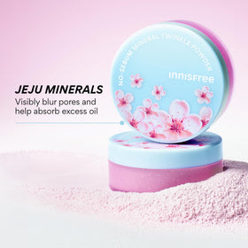 innisfree powder puff detail displaying soft applicator for even coverage