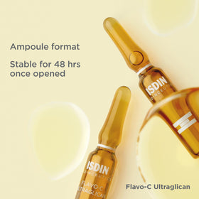 ISDIN Flavo-C group of ampoules illustrating daily dosing convenience