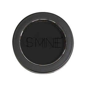 IS'MINE applied on model creating smoky-eye look for dramatic, longwear intensity
