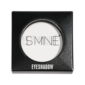 IS'MINE close-up of matte white powder texture showing smooth, blendable finish for clean application