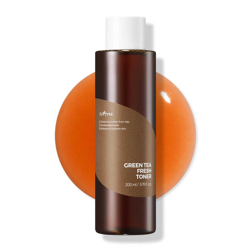 ISNTREE front packaging showing bottle and product name, promotes gentle hydration