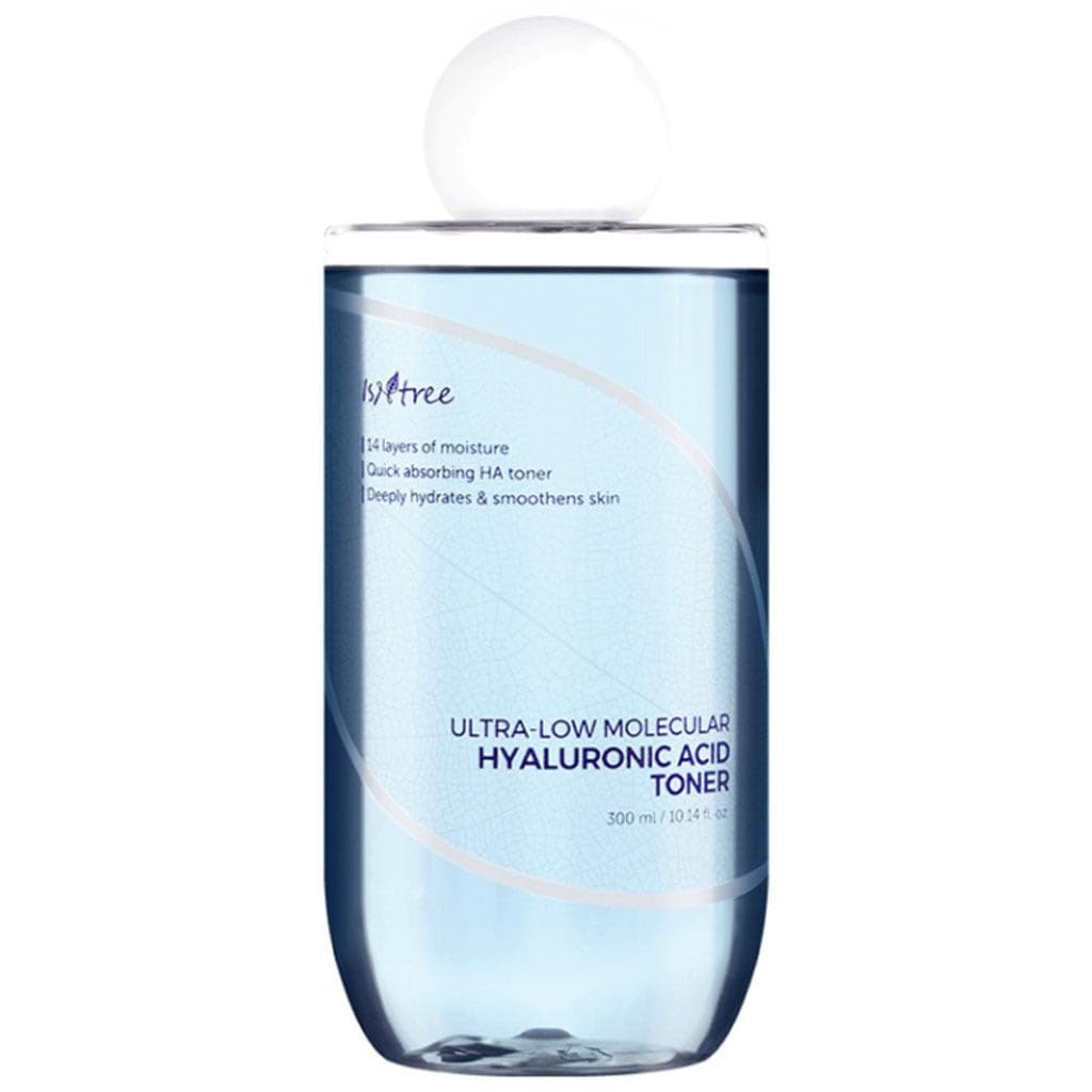 ISNTREE label close-up showing hyaluronic complex and clean ingredient focus