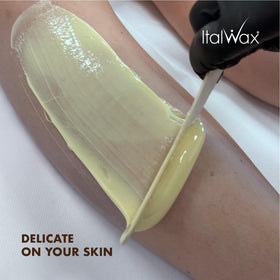 Italwax beside a scale showing 1 kg size for cost-effective quantity