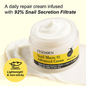 ITSDAWN cream on hand demonstrating lightweight spread and hydration